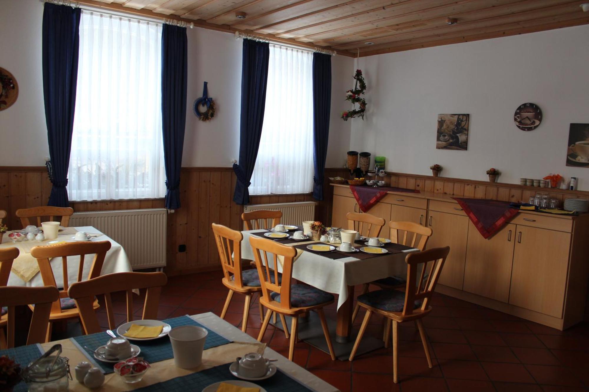 Hotel Waldhaus Romhild Kültér fotó